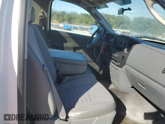 ✅ 2008 Dodge 1500 ST • VIN: 1D7HA16208J202282 • Лот: 86158155. Опубликован ранее на Copart с пробегом 57 183 миль. Бесплатный доступ к архиву аукционных продаж из США и подробный отчёт об истории автомобиля на DreamBid. Изображение 10.