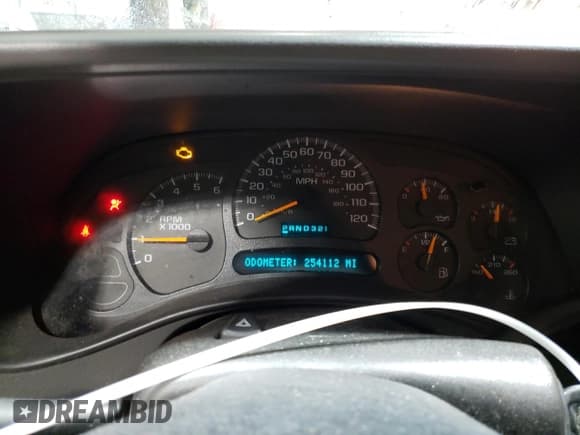 ✅ 2005 Chevrolet Suburban Z71 • VIN: 3GNFK16Z85G165725 • Лот: 41386595. Опубликован ранее на Copart с пробегом 254 112 миль. Бесплатный доступ к архиву аукционных продаж из США и подробный отчёт об истории автомобиля на DreamBid. Изображение 9.