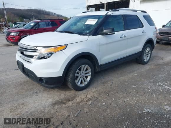 ✅ 2014 Ford Explorer XLT • VIN: 1FM5K8D84EGB27214 • Lot: 43771203. Listed on IAAI with 120,487 mi. Free auction sales archive from the USA and detailed vehicle history report at DreamBid. Image 2.