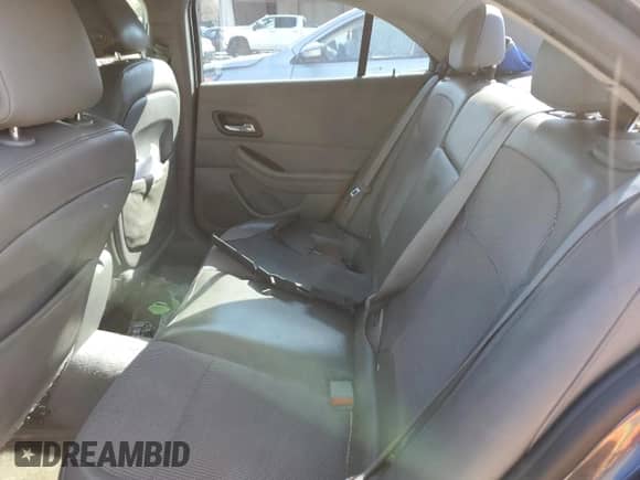 ✅ 2013 Chevrolet Malibu LT • VIN: 1G11C5SA6DF322667 • Лот: 50387025. Размещён на Copart с пробегом 248 227 миль миль. Получите бесплатный доступ к архиву аукционных продаж из США и посмотрите подробный отчёт об истории автомобиля на DreamBid. Изображение 10.