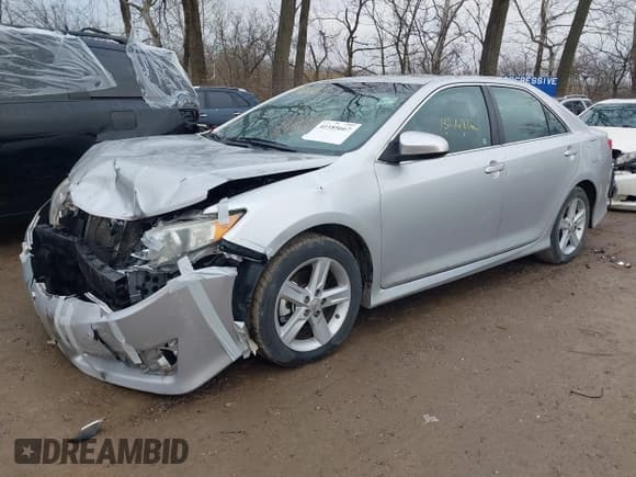✅ 2012 Toyota Camry L • VIN: 4T1BF1FK9CU063144 • Лот: 41185667. Опубликован ранее на IAAI с пробегом 132 687 миль. Бесплатный доступ к архиву аукционных продаж из США и подробный отчёт об истории автомобиля на DreamBid. Изображение 6.