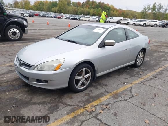 ✅ 2006 Honda Accord EX-L • VIN: 1HGCM82696A001444 • Lot: 43455247. Wystawiony na IAAI z przebiegiem 166 522 mil. Bezpłatny archiwum sprzedaży aukcyjnych z USA i szczegółowy raport historii pojazdu na DreamBid. Zdjęcie 2.