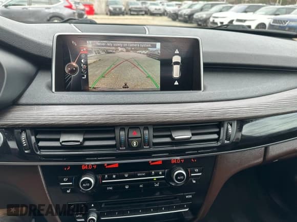 ✅ 2015 BMW X5 xDrive35d • VIN: 5UXKS4C52F0N12187 • Лот: 93950635. Опубликован ранее на Copart с пробегом 276 475 миль. Бесплатный доступ к архиву аукционных продаж из США и подробный отчёт об истории автомобиля на DreamBid. Изображение 11.