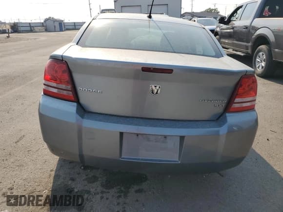 ✅ 2010 Dodge Avenger SXT • VIN: 1B3CC4FB2AN168149 • Lot: 70035634. Wystawiony na Copart z przebiegiem Nie podano. Bezpłatny archiwum sprzedaży aukcyjnych z USA i szczegółowy raport historii pojazdu na DreamBid. Zdjęcie 6.