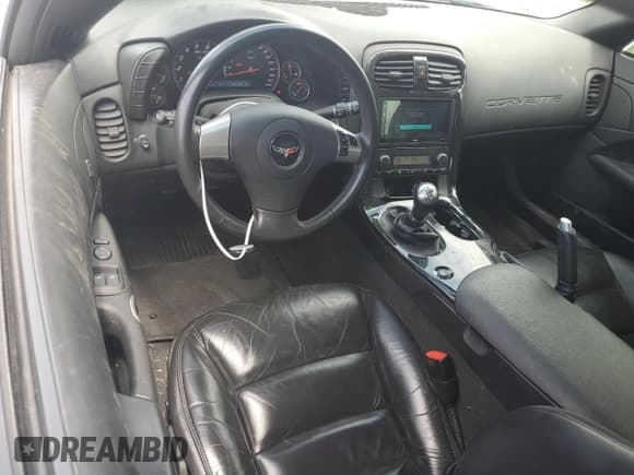 ✅ 2011 Chevrolet Corvette 1LT • VIN: 1G1YA2DW7B5104607 • Lot: 57627755. Listed on Copart with 82,196 mi. Free auction sales archive from the USA and detailed vehicle history report at DreamBid. Image 8.