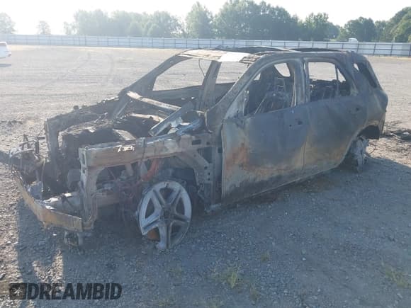 ✅ 2024 Mercedes-Benz GLE 53 AMG • VIN: 4JGFB6BB7RB115746 • Лот: 42862370. Опубликован ранее на IAAI с пробегом Не указан. Бесплатный доступ к архиву аукционных продаж из США и подробный отчёт об истории автомобиля на DreamBid. Изображение 2.