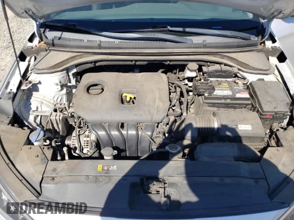 ✅ 2019 Hyundai Elantra SE • VIN: 5NPD74LF5KH418581 • Lot: 82282475. Listed on Copart with 74,883 mi. Free auction sales archive from the USA and detailed vehicle history report at DreamBid. Image 11.