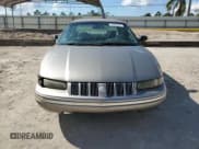 ✅ 1996 Chrysler Concorde • VIN: 2C3HD56T1TH140388 • Lot: 79309424. Wystawiony na Copart z przebiegiem 97 957 mil. Bezpłatny archiwum sprzedaży aukcyjnych z USA i szczegółowy raport historii pojazdu na DreamBid. Zdjęcie 5.