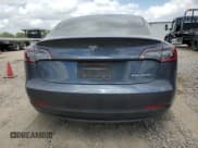 ✅ 2022 Tesla Model 3 Long Range • VIN: 5YJ3E1EB2NF263064 • Lot: 53246295. Wystawiony na Copart z przebiegiem 21 980 mil. Bezpłatny archiwum sprzedaży aukcyjnych z USA i szczegółowy raport historii pojazdu na DreamBid. Zdjęcie 6.