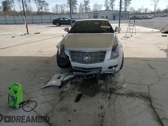 ✅ 2011 Cadillac CTS Premium • VIN: 1G6DP1ED5B0138380 • Lot: 88791095. Listed on Copart with 210,473 mi. Free auction sales archive from the USA and detailed vehicle history report at DreamBid. Image 11.