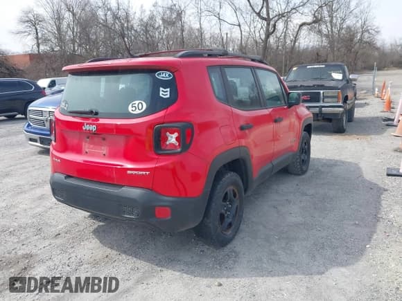 ✅ 2017 Jeep Renegade Sport • VIN: ZACCJBAH8HPG14858 • Лот: 41825139. Опубликован ранее на IAAI с пробегом 96 686 миль. Бесплатный доступ к архиву аукционных продаж из США и подробный отчёт об истории автомобиля на DreamBid. Изображение 4.
