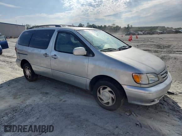 ✅ 2003 Toyota Sienna LE • VIN: 4T3ZF13C13U553659 • Лот: 63928135. Опубликован ранее на Copart с пробегом 153 707 миль. Бесплатный доступ к архиву аукционных продаж из США и подробный отчёт об истории автомобиля на DreamBid. Изображение 4.