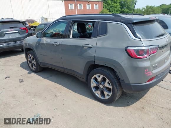 ✅ 2020 Jeep Compass Limited • VIN: 3C4NJDCB6LT208673 • Lot: 42423815. Listed on IAAI with 112,390 mi. Free auction sales archive from the USA and detailed vehicle history report at DreamBid. Image 14.