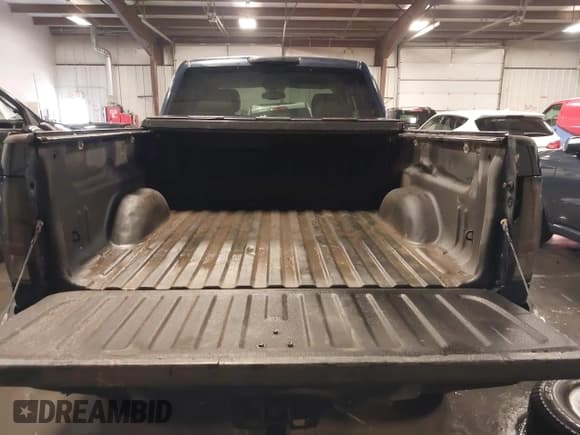 ✅ 2012 Chevrolet Silverado 2500HD LTZ • VIN: 1GC2KYCG5CZ204965 • Lot: 40233599. Listed on IAAI with 133,884 mi. Free auction sales archive from the USA and detailed vehicle history report at DreamBid. Image 18.