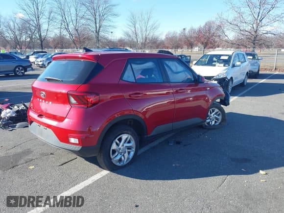 ✅ 2022 Hyundai Venue SE • VIN: KMHRB8A3XNU155272 • Lot: 40996954. Listed on IAAI with Not provided. Free auction sales archive from the USA and detailed vehicle history report at DreamBid. Image 4.