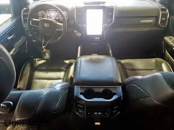 ✅ 2025 Ram 1500 Laramie • VIN: 1C6SRFJP4SN567662 • Лот: 91123465. Опубликован ранее на Copart с пробегом 46 673 миль. Бесплатный доступ к архиву аукционных продаж из США и подробный отчёт об истории автомобиля на DreamBid. Изображение 8.