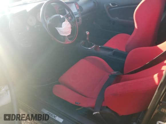 ✅ 2005 Acura RSX Type S • VIN: JH4DC53045S000949 • Lot: 73118744. Wystawiony na Copart z przebiegiem 184 388 mil. Bezpłatny archiwum sprzedaży aukcyjnych z USA i szczegółowy raport historii pojazdu na DreamBid. Zdjęcie 7.