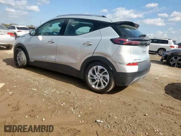 2023 Chevrolet Bolt EUV LT with VIN 1G1FY6S00P4146073, listed as a Copart auction lot 89933895 with 88,663 mi miles and Clean title. Bid and sale history available at DreamBid. Image 2.