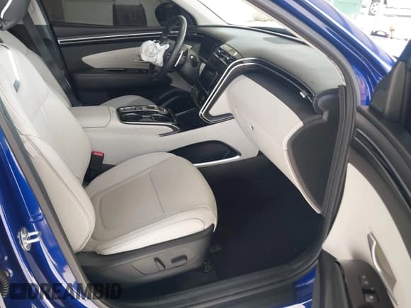 ✅ 2023 Hyundai Tucson Limited • VIN: 5NMJECAE1PH212790 • Lot: 43546732. Wystawiony na IAAI z przebiegiem 14 847 mil. Bezpłatny archiwum sprzedaży aukcyjnych z USA i szczegółowy raport historii pojazdu na DreamBid. Zdjęcie 5.