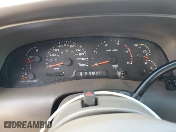 ✅ 2002 Ford Excursion Limited • VIN: 1FMNU42F02EB16576 • Лот: 88296365. Опубликован ранее на Copart с пробегом Не указан. Бесплатный доступ к архиву аукционных продаж из США и подробный отчёт об истории автомобиля на DreamBid. Изображение 9.