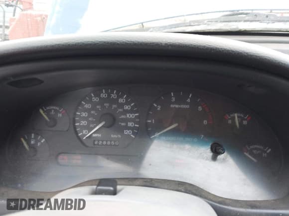 ✅ 1995 Ford Mustang • VIN: 1FALP4046SF207937 • Lot: 42222338. Listed on IAAI with 228,850 mi. Free auction sales archive from the USA and detailed vehicle history report at DreamBid. Image 7.