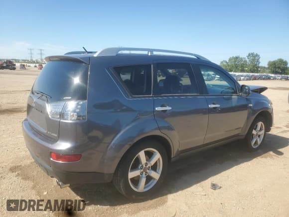 ✅ 2007 Mitsubishi Outlander XLS • VIN: JA4MT41X37U011602 • Lot: 70224055. Wystawiony na Copart z przebiegiem 168 451 mil. Bezpłatny archiwum sprzedaży aukcyjnych z USA i szczegółowy raport historii pojazdu na DreamBid. Zdjęcie 3.