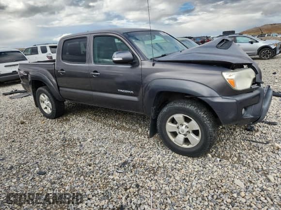 ✅ 2012 Toyota Tacoma • VIN: 3TMLU4EN3CM101693 • Lot: 86683345. Listed on Copart with 168,266 mi. Free auction sales archive from the USA and detailed vehicle history report at DreamBid. Image 4.