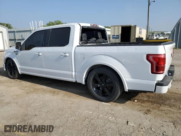 ✅ 2015 Ford F-150 XLT • VIN: 1FTEW1CF1FKE58878 • Lot: 65796143. Listed on Copart with 156,110 mi. Free auction sales archive from the USA and detailed vehicle history report at DreamBid. Image 2.