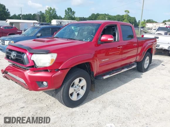 ✅ 2015 Toyota Tacoma PreRunner • VIN: 5TFKU4HN5FX006820 • Lot: 42647115. Listed on IAAI with 197,681 mi. Free auction sales archive from the USA and detailed vehicle history report at DreamBid. Image 18.