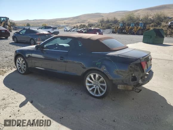 ✅ 2013 Audi A5 Premium Plus • VIN: WAULFAFH2DN017225 • Lot: 90219625. Wystawiony na Copart z przebiegiem 72 051 mil. Bezpłatny archiwum sprzedaży aukcyjnych z USA i szczegółowy raport historii pojazdu na DreamBid. Zdjęcie 2.