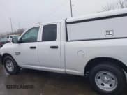 ✅ 2023 Ram 1500 Tradesman • VIN: 1C6RR6FGXPS535265 • Lot: 41474268. Wystawiony na IAAI z przebiegiem 10 989 mil. Bezpłatny archiwum sprzedaży aukcyjnych z USA i szczegółowy raport historii pojazdu na DreamBid. Zdjęcie 15.