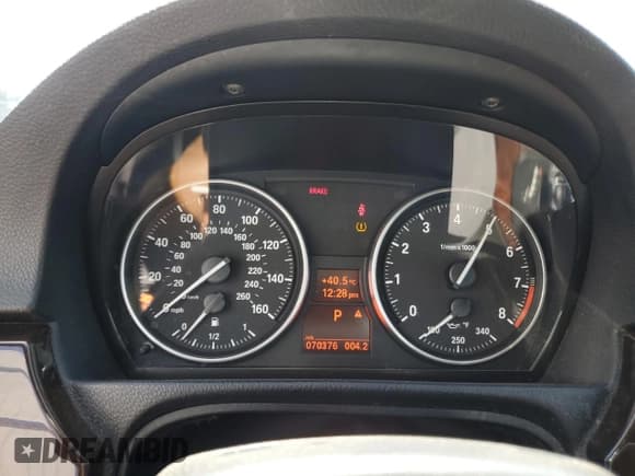 ✅ 2012 BMW 3 Series 335i • VIN: WBADX7C53CE744242 • Lot: 64462455. Listed on Copart with 70,376 mi. Free auction sales archive from the USA and detailed vehicle history report at DreamBid. Image 9.