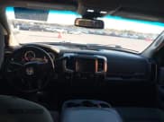 ✅ 2017 Ram 2500 Lone Star • VIN: 3C6UR5DL0HG581667 • Lot: 43709408. Wystawiony na IAAI z przebiegiem 141 647 mil. Bezpłatny archiwum sprzedaży aukcyjnych z USA i szczegółowy raport historii pojazdu na DreamBid. Zdjęcie 17.