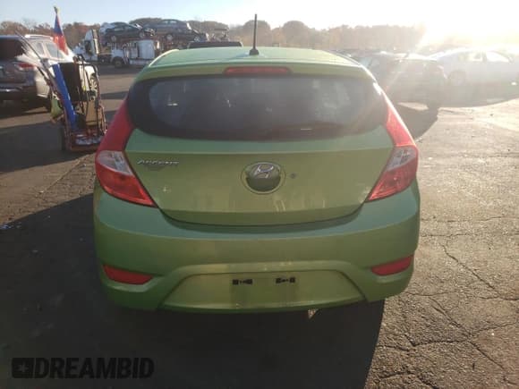 ✅ 2012 Hyundai Accent GS • VIN: KMHCT5AE1CU036462 • Лот: 77466224. Опубликован ранее на Copart с пробегом 106 531 миль. Бесплатный доступ к архиву аукционных продаж из США и подробный отчёт об истории автомобиля на DreamBid. Изображение 6.