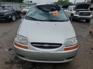 ✅ 2004 Chevrolet Aveo LS • VIN: KL1TJ526X4B240781 • Lot: 55926015. Wystawiony na Copart z przebiegiem 142 173 mil. Bezpłatny archiwum sprzedaży aukcyjnych z USA i szczegółowy raport historii pojazdu na DreamBid. Zdjęcie 5.