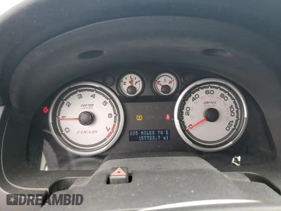 ✅ 2008 Ford Focus SE • VIN: 1FAHP35N88W140283 • Lot: 90903775. Wystawiony na Copart z przebiegiem 157 722 mil. Bezpłatny archiwum sprzedaży aukcyjnych z USA i szczegółowy raport historii pojazdu na DreamBid. Zdjęcie 9.