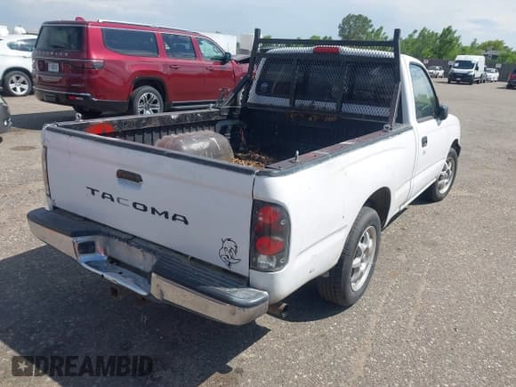 ✅ 1999 Toyota Tacoma • VIN: 4TANL42N4XZ481305 • Лот: 42586595. Опубликован ранее на IAAI с пробегом 239 303 миль. Бесплатный доступ к архиву аукционных продаж из США и подробный отчёт об истории автомобиля на DreamBid. Изображение 4.