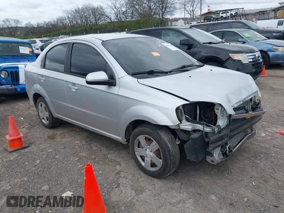 ✅ 2011 Chevrolet Aveo 1LT • VIN: KL1TD5DE8BB131406 • Lot: 41843140. Wystawiony na IAAI z przebiegiem 74 012 mil. Bezpłatny archiwum sprzedaży aukcyjnych z USA i szczegółowy raport historii pojazdu na DreamBid. Zdjęcie 1.