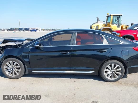 ✅ 2015 Hyundai Sonata Sport • VIN: 5NPE34AF4FH242812 • Лот: 43164436. Опубликован ранее на IAAI с пробегом 171 257 миль. Бесплатный доступ к архиву аукционных продаж из США и подробный отчёт об истории автомобиля на DreamBid. Изображение 15.