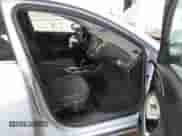 2017 Chevrolet Malibu LT с VIN 1G1ZE5ST3HF251531, выставлен на аукционе IAAI как лот 43089003 с пробегом 153 296 миль миль и . История ставок и продаж доступна на DreamBid. Изображение 5.