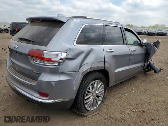 ✅ 2018 Jeep Grand Cherokee Summit • VIN: 1C4RJFJG6JC341812 • Lot: 56237415. Listed on Copart with 68,555 mi. Free auction sales archive from the USA and detailed vehicle history report at DreamBid. Image 3.