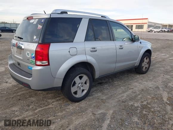 ✅ 2006 Saturn VUE • VIN: 5GZCZ53496S845567 • Lot: 43860148. Listed on IAAI with 239,999 mi. Free auction sales archive from the USA and detailed vehicle history report at DreamBid. Image 4.