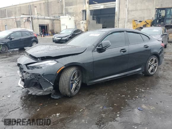 ✅ 2021 BMW 2 Series M235i xDrive • VIN: WBA13AL06M7G68542 • Lot: 64800935. Listed on Copart with 53,303 mi. Free auction sales archive from the USA and detailed vehicle history report at DreamBid. Image 1.