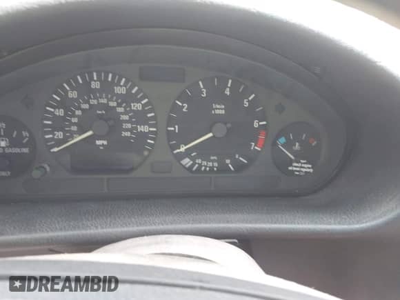 1998 BMW 3 Series 328i z VIN WBACD4329WAV64672, wystawiony jako IAAI lot #42782764 z przebiegiem Nie podano mil oraz . Historia ofert i sprzedaży dostępna na DreamBid. Obrazek 7.