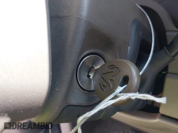 ✅ 2004 Dodge 2500 SLT • VIN: 3D7KA28C24G204743 • Лот: 43257652. Опубликован ранее на IAAI с пробегом 192 265 миль. Бесплатный доступ к архиву аукционных продаж из США и подробный отчёт об истории автомобиля на DreamBid. Изображение 11.