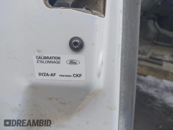 ✅ 1999 Ford F-250 XL • VIN: 1FTNF21L7XEC89108 • Lot: 41733933. Listed on IAAI with 135,893 mi. Free auction sales archive from the USA and detailed vehicle history report at DreamBid. Image 9.