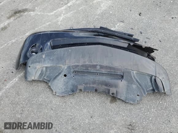 ✅ 2020 Dodge Challenger SXT • VIN: 2C3CDZAG2LH146454 • Lot: 53880494. Wystawiony na Copart z przebiegiem 51 708 mil. Bezpłatny archiwum sprzedaży aukcyjnych z USA i szczegółowy raport historii pojazdu na DreamBid. Zdjęcie 14.