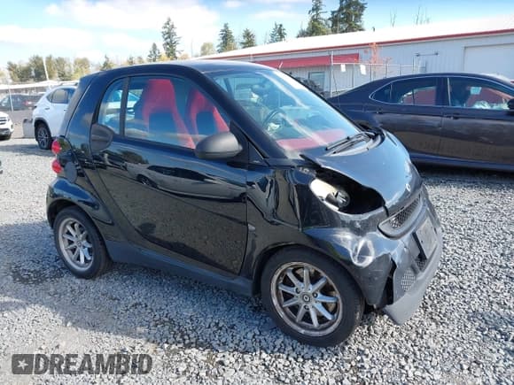 ✅ 2009 Smart fortwo Pure • VIN: WMEEJ31X89K209022 • Lot: 43402314. Wystawiony na IAAI z przebiegiem 102 275 mil. Bezpłatny archiwum sprzedaży aukcyjnych z USA i szczegółowy raport historii pojazdu na DreamBid. Zdjęcie 1.