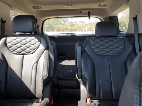 ✅ 2022 Hyundai Palisade Limited • VIN: KM8R54HE0NU471299 • Lot: 89578715. Listed on Copart with 34,089 mi. Free auction sales archive from the USA and detailed vehicle history report at DreamBid. Image 10.
