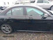 ✅ 2019 Mercedes-Benz C 43 AMG • VIN: 55SWF6EB9KU291767 • Lot: 41584111. Wystawiony na IAAI z przebiegiem 77 740 mil. Bezpłatny archiwum sprzedaży aukcyjnych z USA i szczegółowy raport historii pojazdu na DreamBid. Zdjęcie 14.